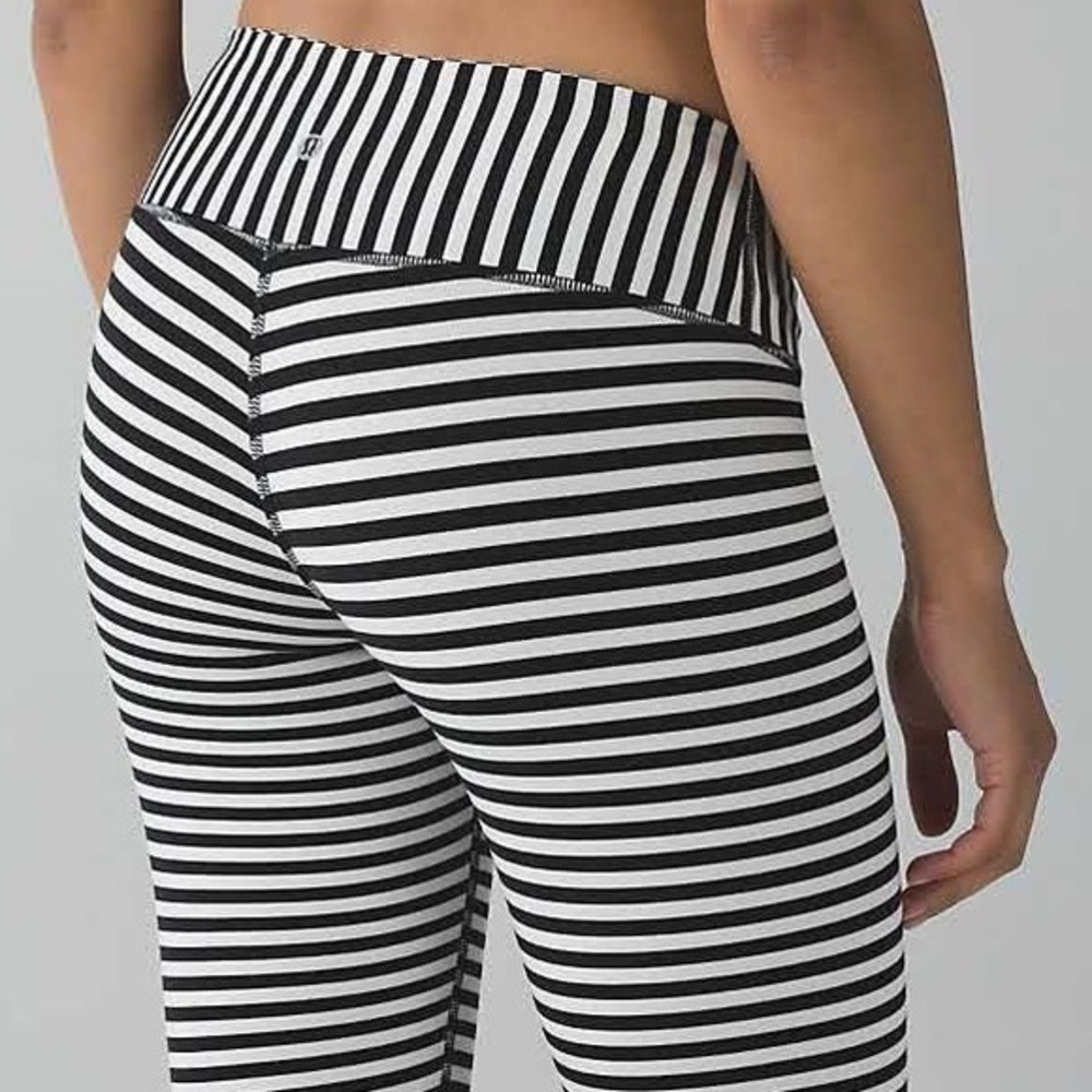 🦄Rare LuLulemon Angel wing leggings 🦄❤️